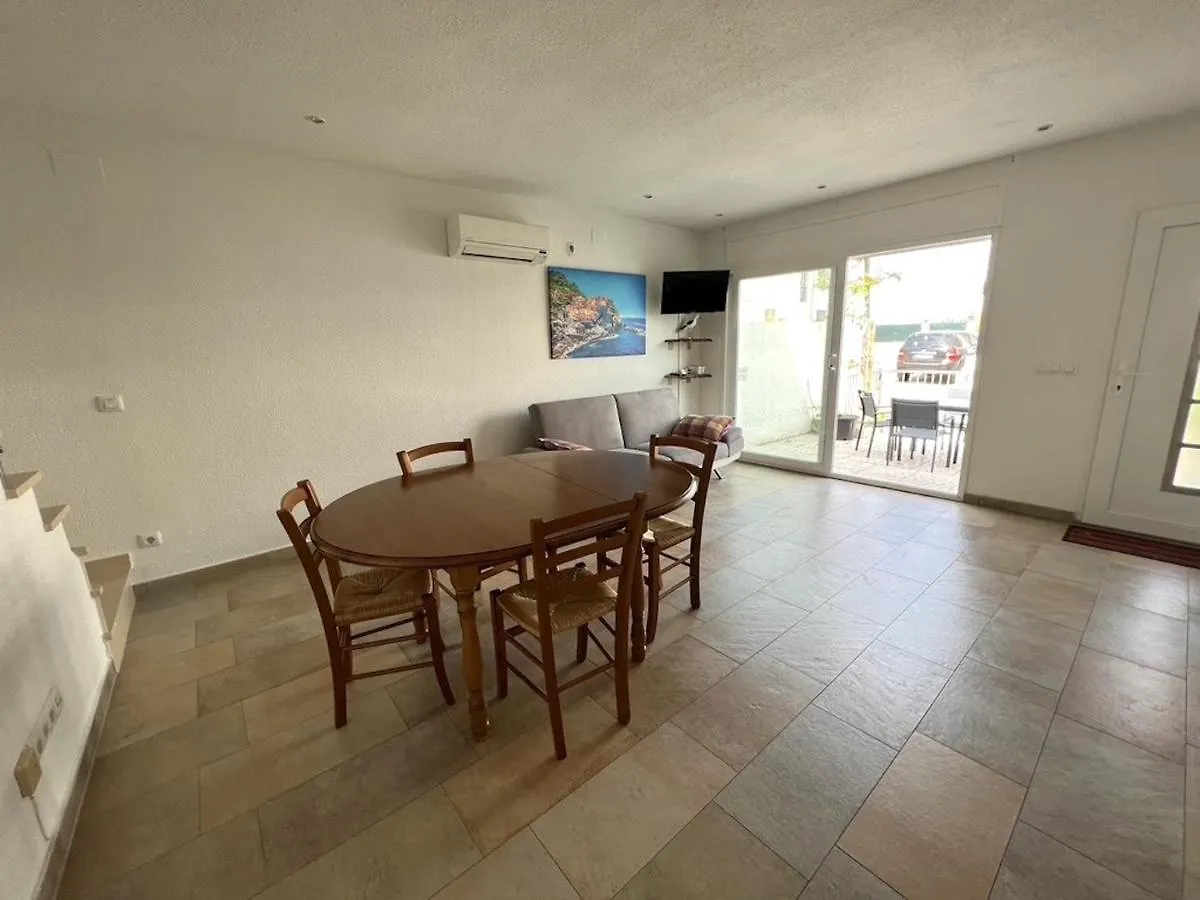 Byblos 69A - Casa Con Piscina Comunitaria Ampuriabrava